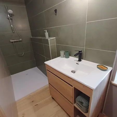 Aux 43 Arbres Tilleul Holiday home *