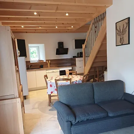 Holiday home Aux 43 Arbres Tilleul