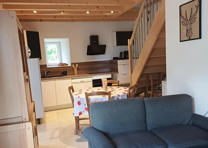 Holiday home Aux 43 Arbres Tilleul